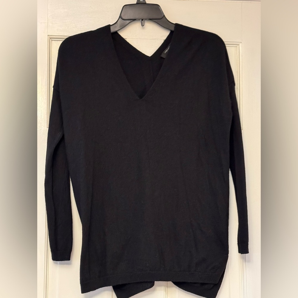 Ann Taylor Black V-Neck‎ Sweater